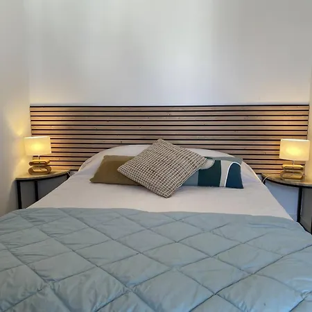 Bel Renove A 20m De La De Trestraou A - Ref 502 Perros-Guirec